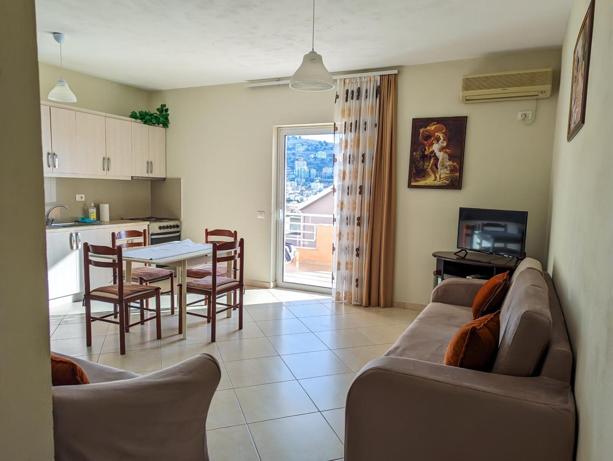 Sarah'S Apartments - 5 Min Walk To Beaches & Boulevard - Big Balcony! Sarandë Exterior foto
