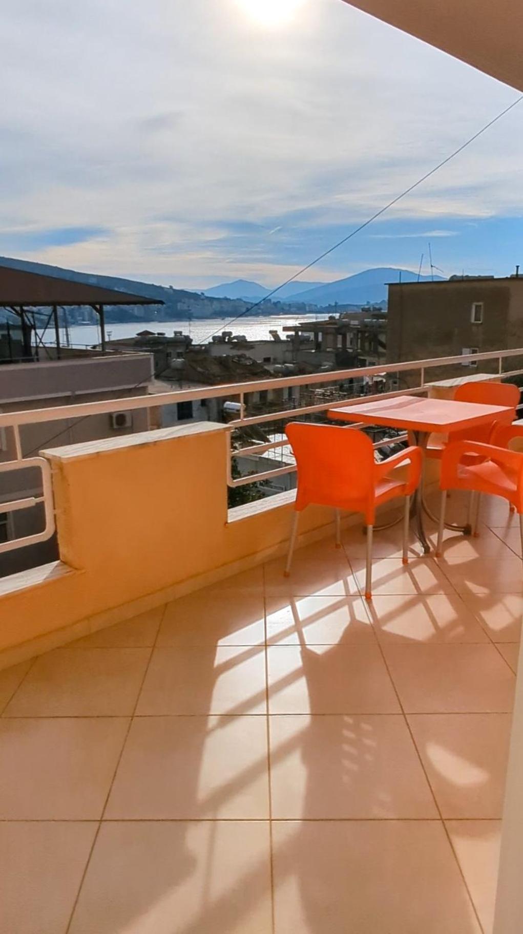 Sarah'S Apartments - 5 Min Walk To Beaches & Boulevard - Big Balcony! Sarandë Exterior foto